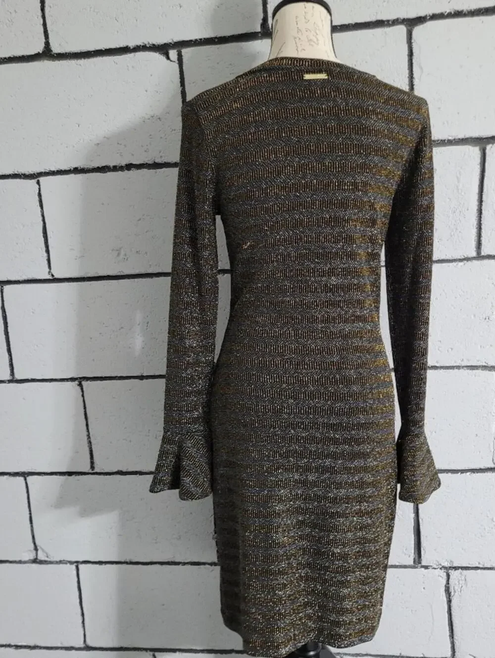 Michael Kors figure flattering